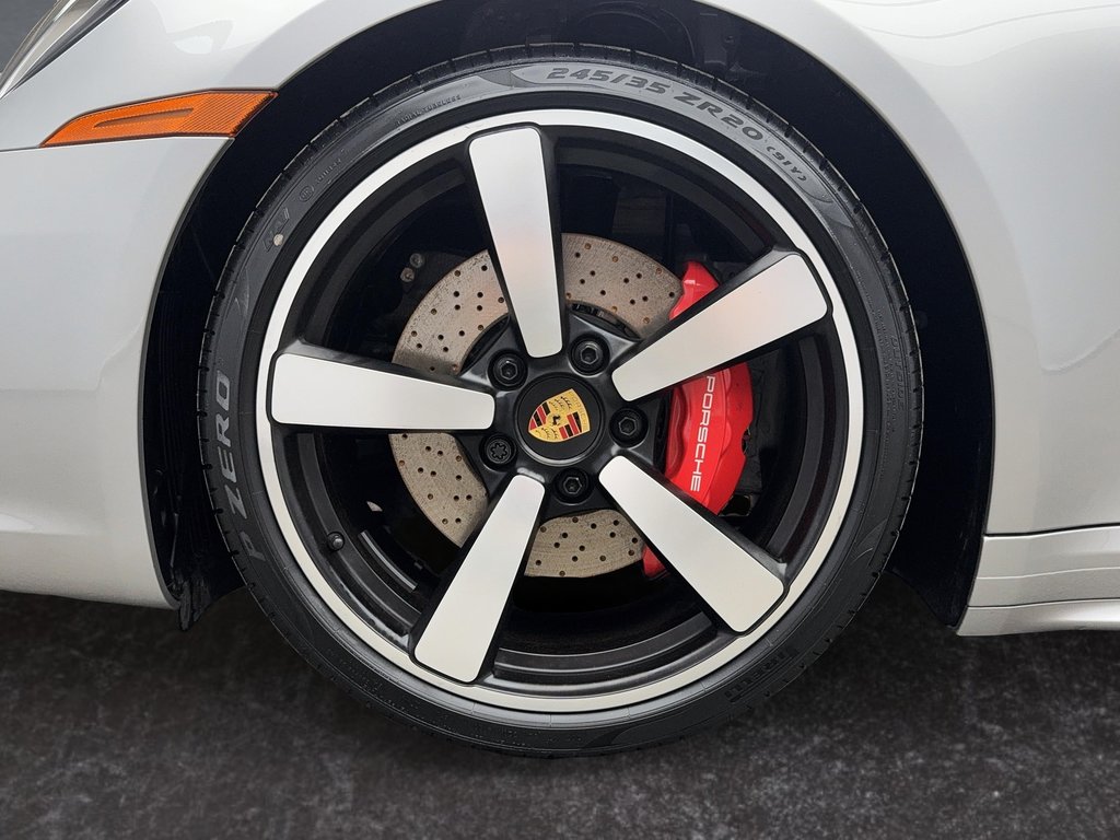 Porsche 911 Carrera S  Sport Package 2024 à Laval, Québec - 7 - w1024h768px
