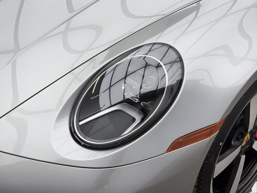 Porsche 911 Carrera S  Sport Package 2024 à Laval, Québec - 11 - w1024h768px