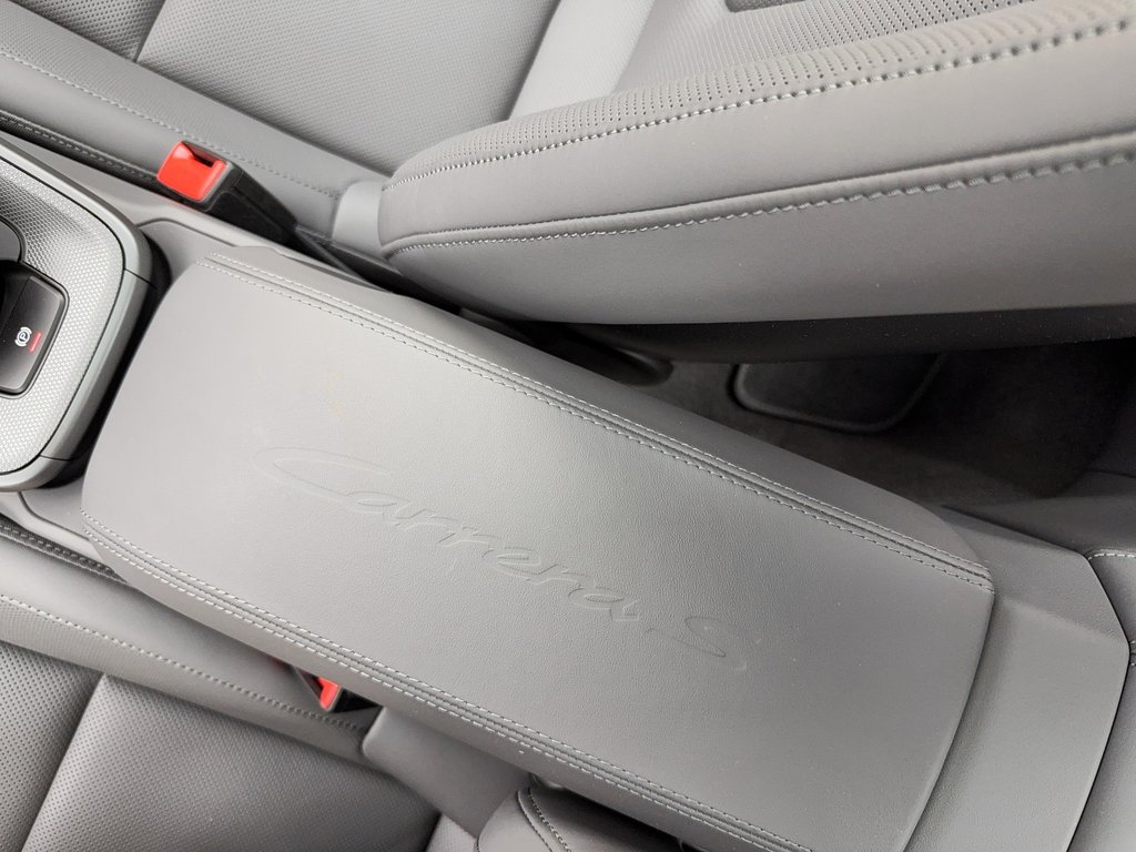 Porsche 911 Carrera S  Sport Package 2024 à Laval, Québec - 33 - w1024h768px