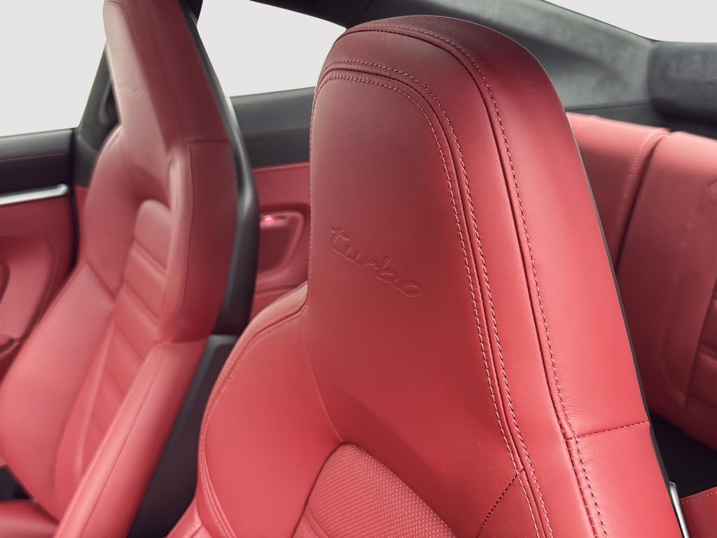 Porsche 911 Turbo Coupe 2024 à Laval, Québec - 28 - w1024h768px
