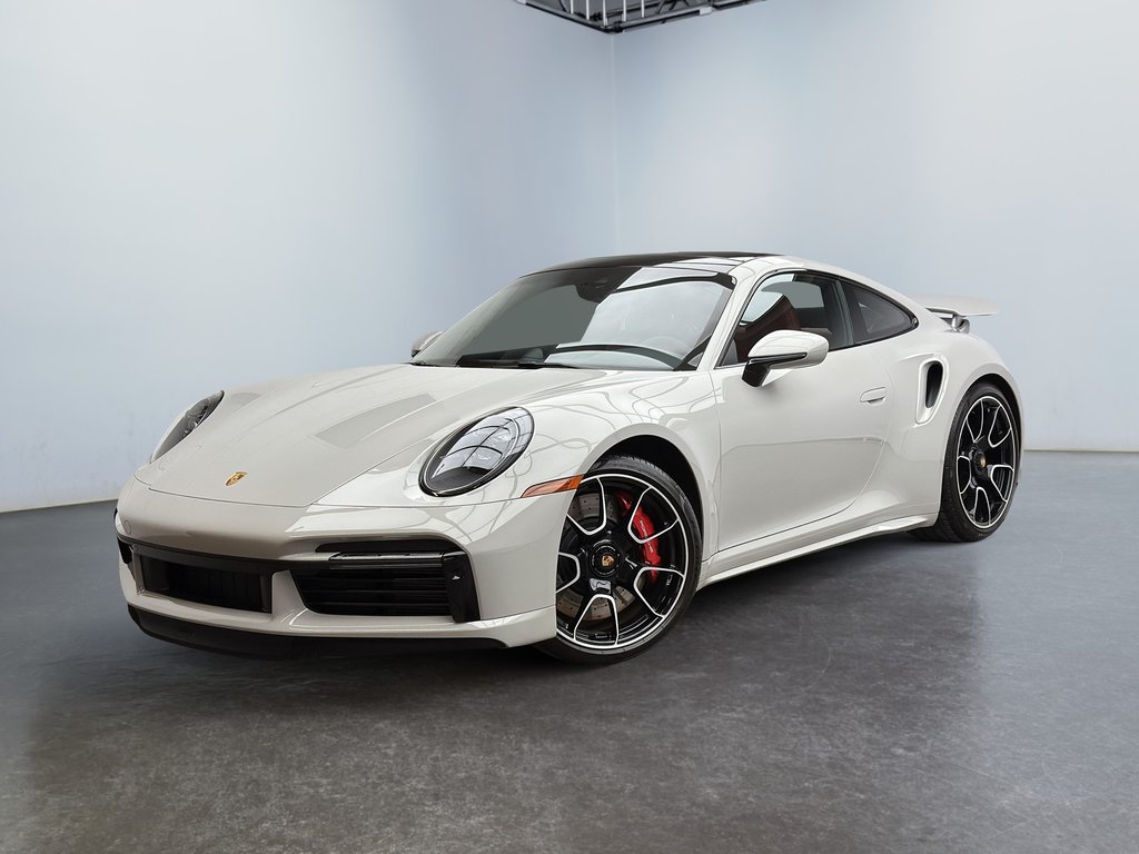 Porsche 911 Turbo Coupe 2024 à Laval, Québec - 1 - w1024h768px