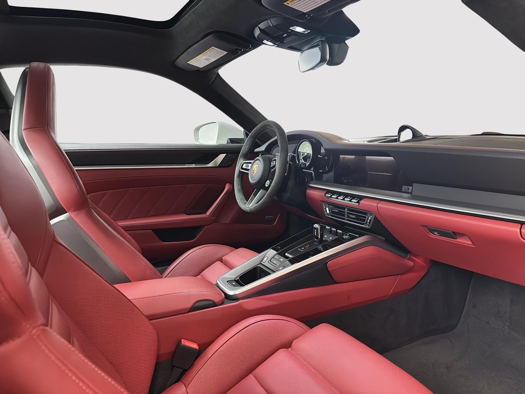 Porsche 911 Turbo Coupe 2024 à Laval, Québec - 22 - w1024h768px