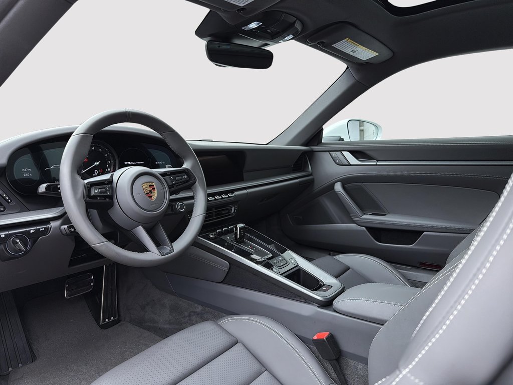 2024 Porsche 911 Carrera Sport Chrono Package in Laval, Quebec - 13 - w1024h768px