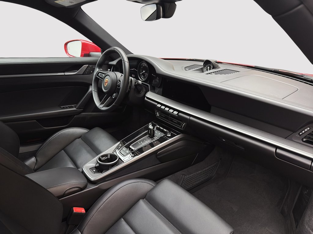 2024 Porsche 911 Carrera 4S  Premium & Sport Package in Laval, Quebec - 27 - w1024h768px