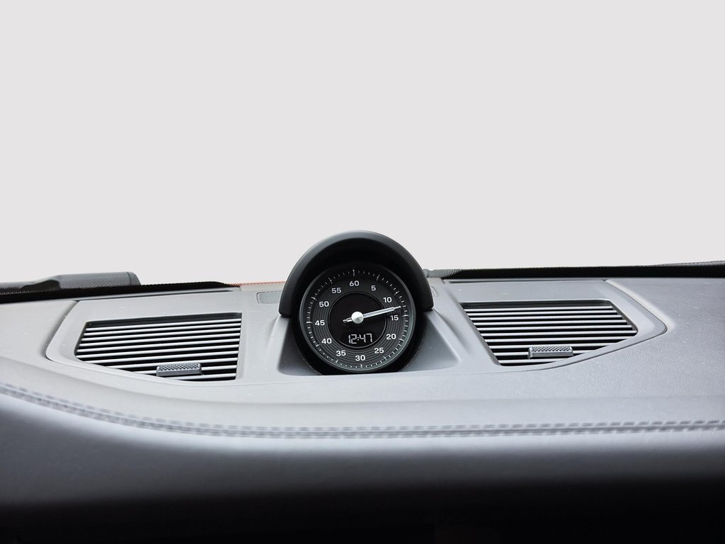 2024 Porsche 911 Carrera 4S  Premium & Sport Package in Laval, Quebec - 20 - w1024h768px