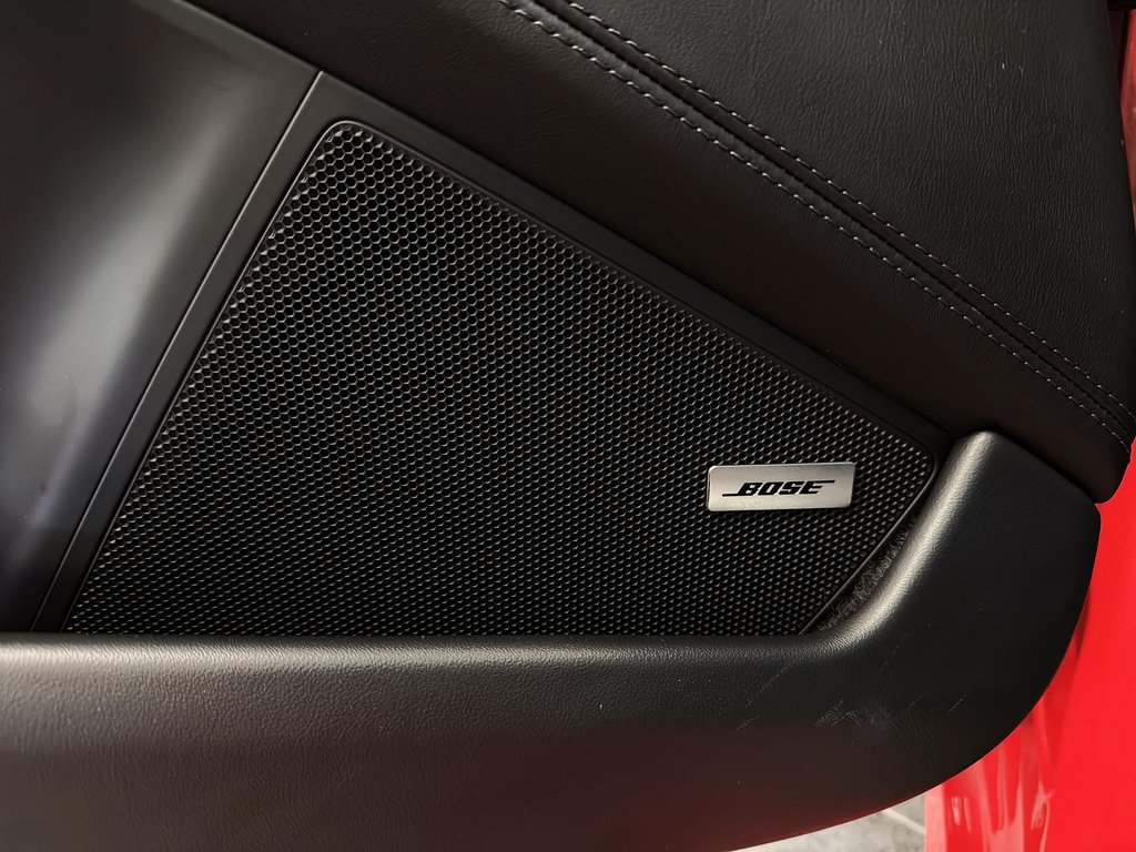 Porsche 911 Carrera 4S Sport Pack. Manual 2024 à Laval, Québec - 32 - w1024h768px