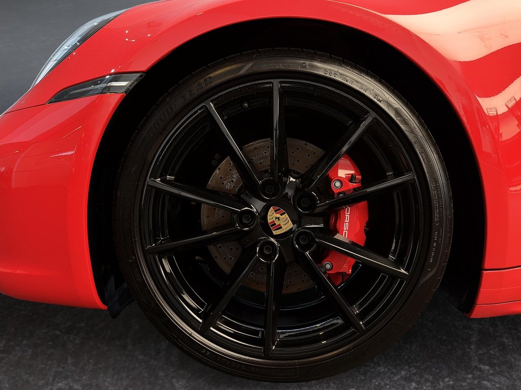 Porsche 911 Carrera 4S Sport Pack. Manual 2024 à Laval, Québec - 11 - w1024h768px