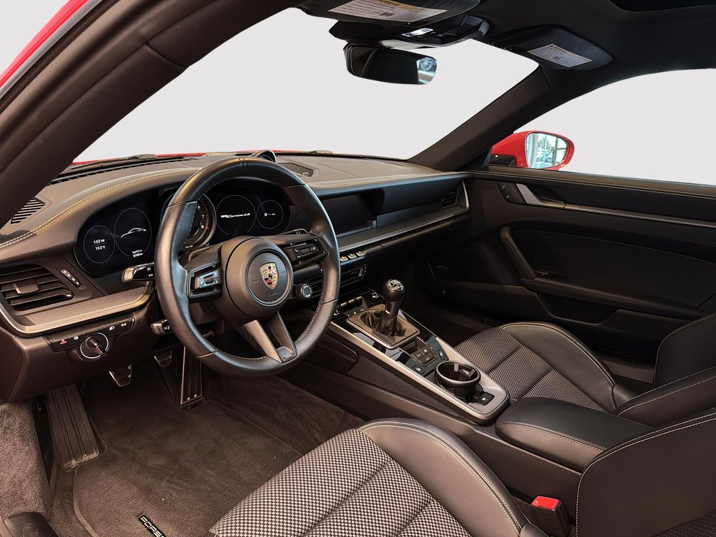 Porsche 911 Carrera 4S Sport Pack. Manual 2024 à Laval, Québec - 24 - w1024h768px