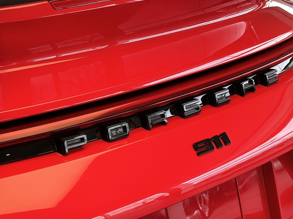 Porsche 911 Carrera 4S Sport Pack. Manual 2024 à Laval, Québec - 8 - w1024h768px