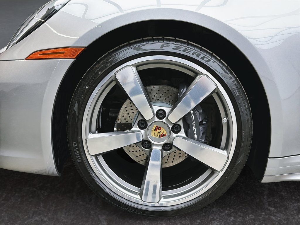 2024 Porsche 911 Carrera Premium Package in Laval, Quebec - 11 - w1024h768px