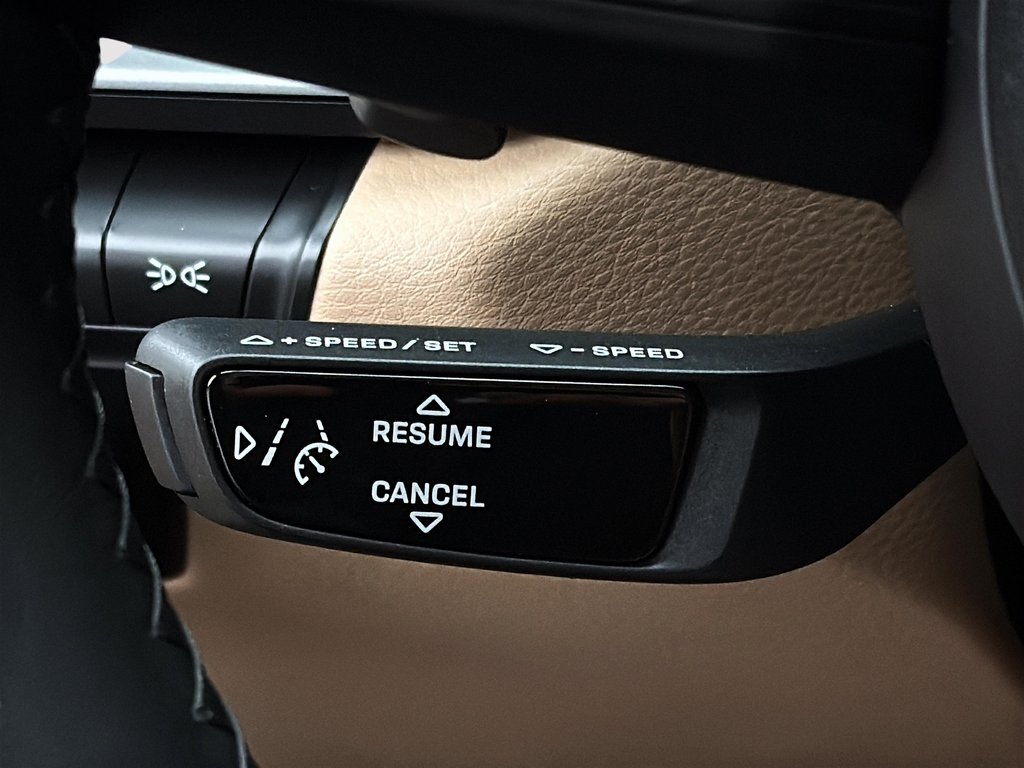 2024 Porsche 911 Carrera Premium Package in Laval, Quebec - 18 - w1024h768px