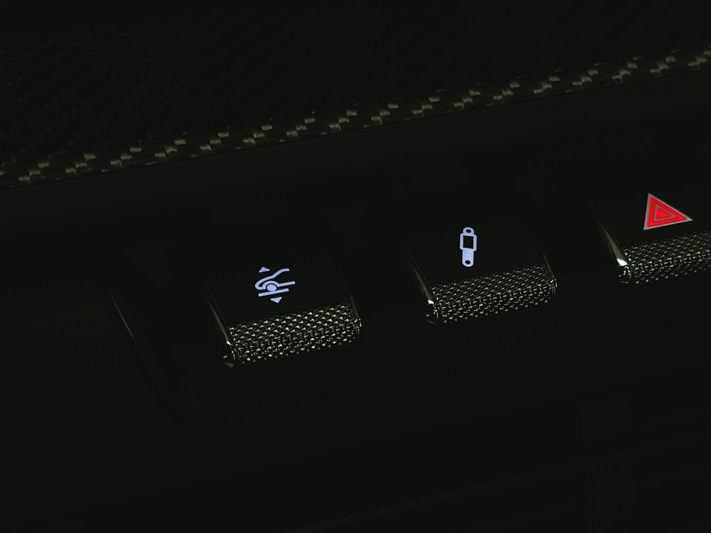 Porsche 911 GT3 RS Weissach Package 2024 à Laval, Québec - 24 - w1024h768px