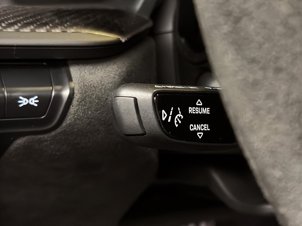 Porsche 911 GT3 RS Weissach Package 2024 à Laval, Québec - 19 - w1024h768px