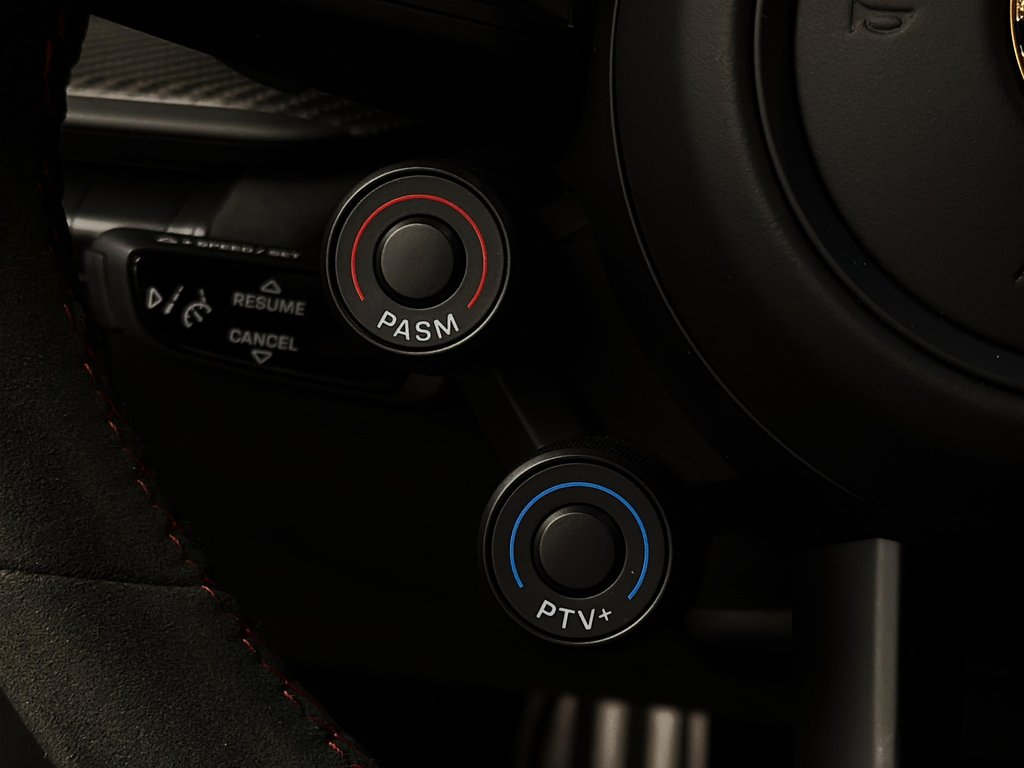 Porsche 911 GT3 RS Weissach Package 2024 à Laval, Québec - 18 - w1024h768px