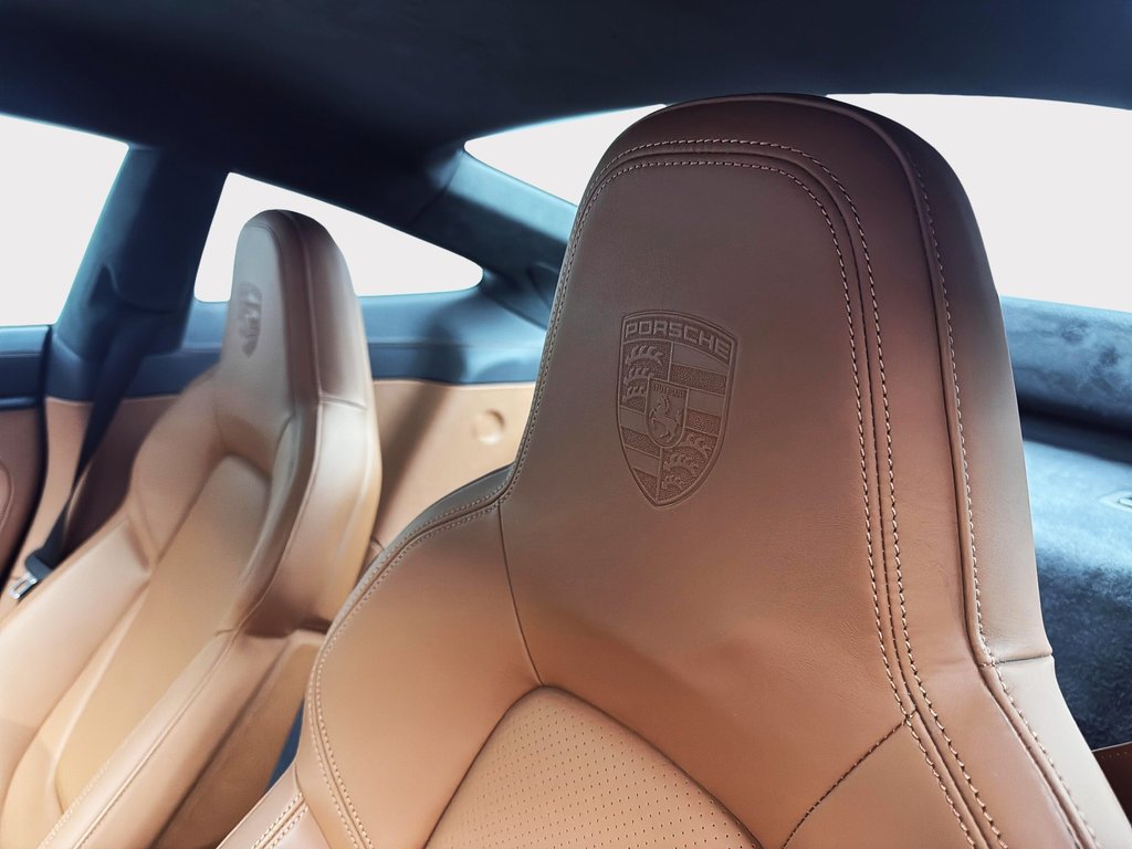 Porsche 911 GT3 Coupe with Touring Package 2024 à Laval, Québec - 28 - w1024h768px