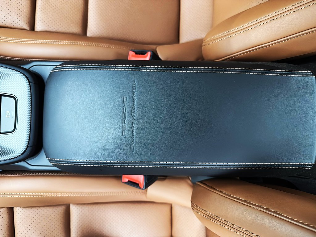 Porsche 911 GT3 Coupe with Touring Package 2024 à Laval, Québec - 29 - w1024h768px