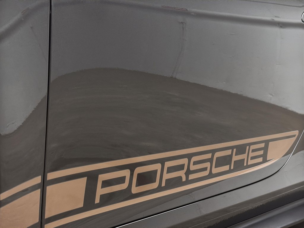 Porsche 911 GT3 Coupe with Touring Package 2024 à Laval, Québec - 8 - w1024h768px