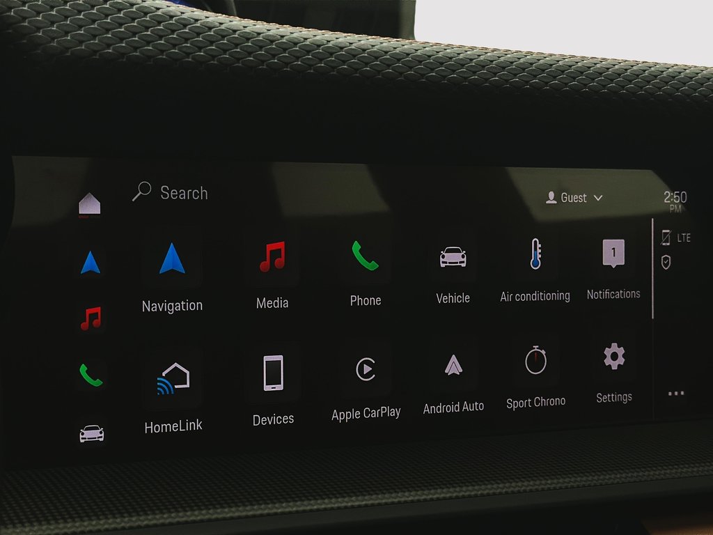 Porsche 911 GT3 Coupe with Touring Package 2024 à Laval, Québec - 26 - w1024h768px