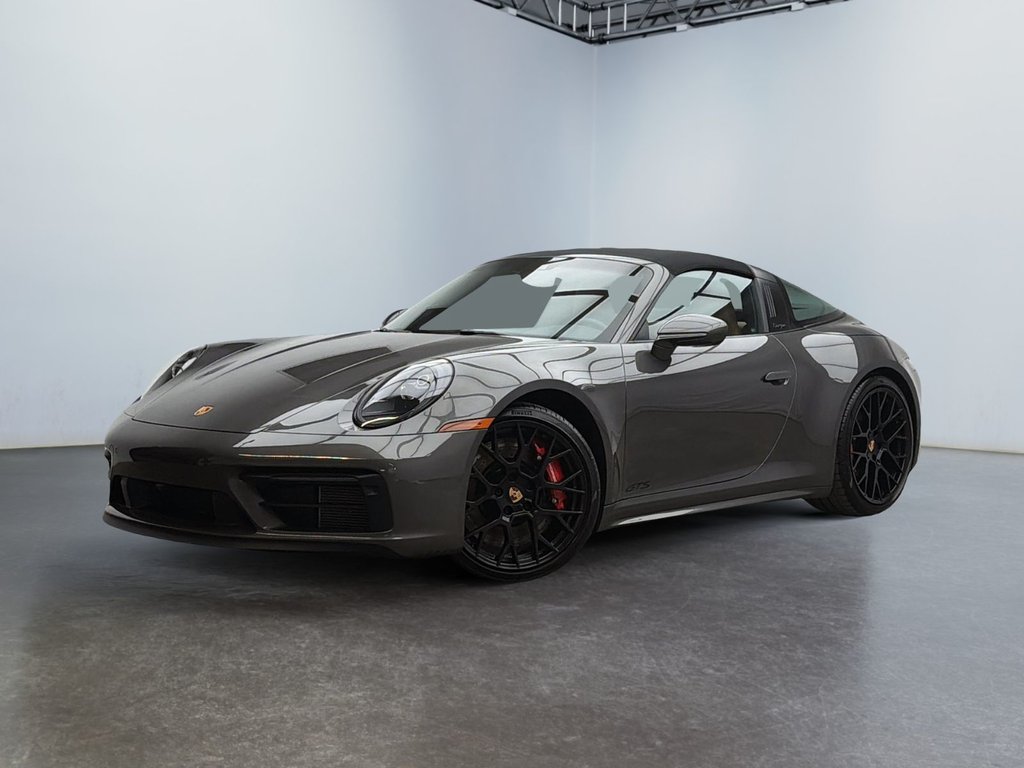 Porsche 911  2024 à Laval, Québec - 4 - w1024h768px