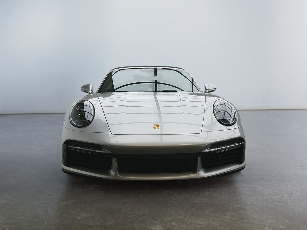 Porsche 911  2024 à Laval, Québec - 11 - w1024h768px