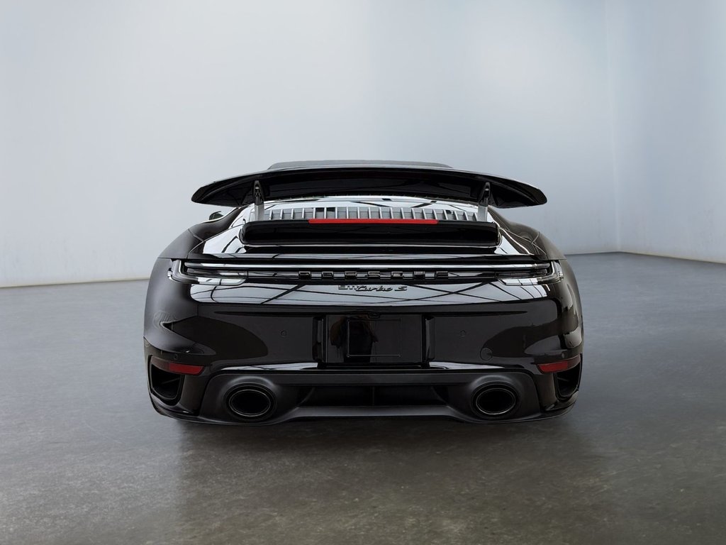 2024 Porsche 911 in Laval, Quebec - 7 - w1024h768px
