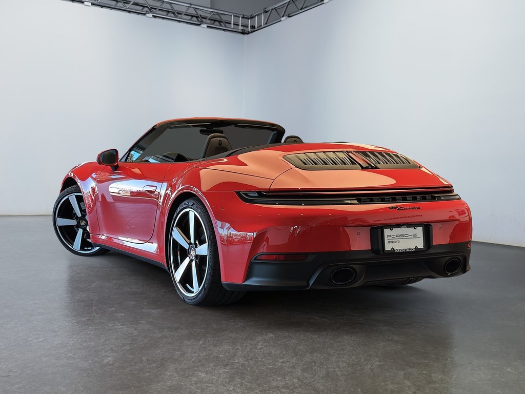 Porsche 911 Carrera Cabriolet Premium Package 2025 à Laval, Québec - 3 - w1024h768px