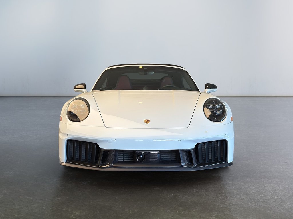 Porsche 911 Carrera 4 GTS Cabriolet 2025 à Laval, Québec - 6 - w1024h768px