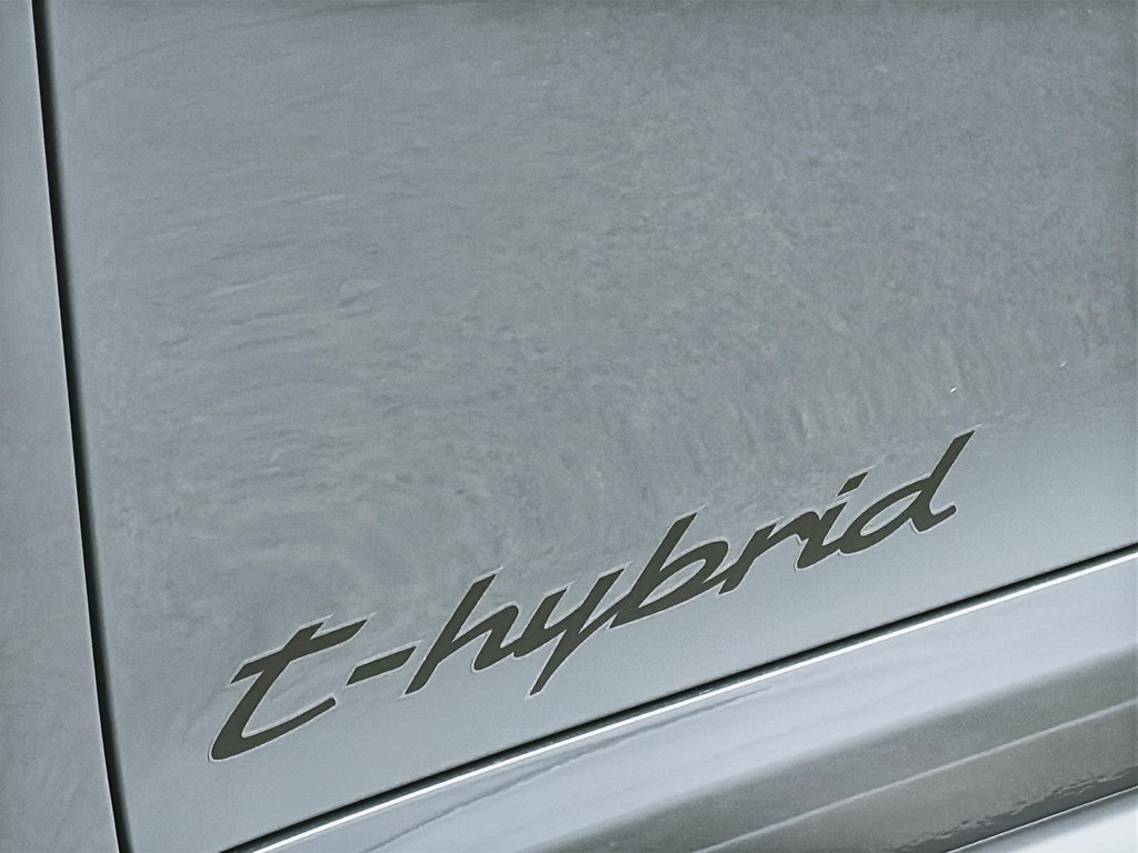 Porsche 911 Carrera 4 GTS Cabriolet 2025 à Laval, Québec - 13 - w1024h768px