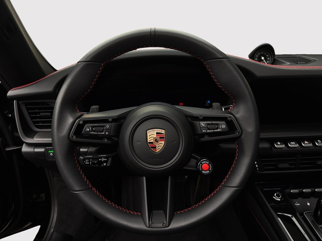 Porsche 911 Targa 4 GTS 2025 à Laval, Québec - 20 - w1024h768px