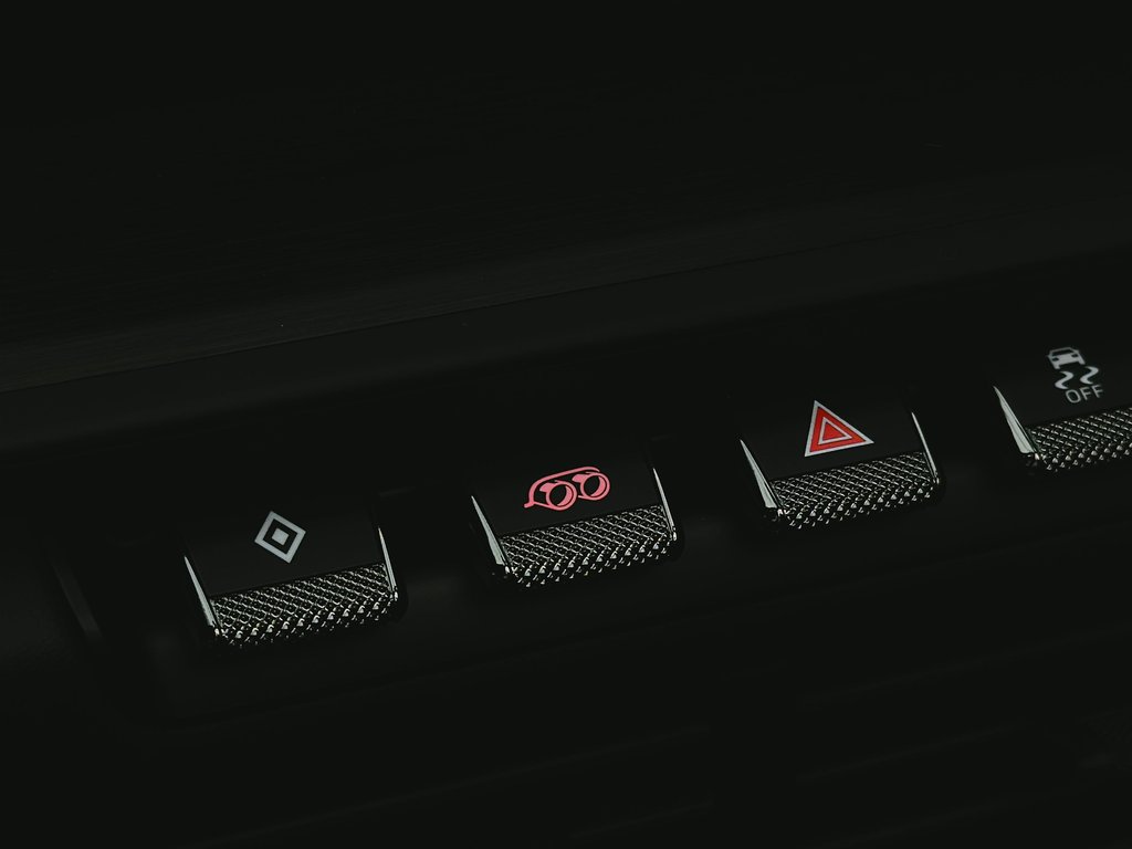 Porsche 911 Targa 4 GTS 2025 à Laval, Québec - 26 - w1024h768px