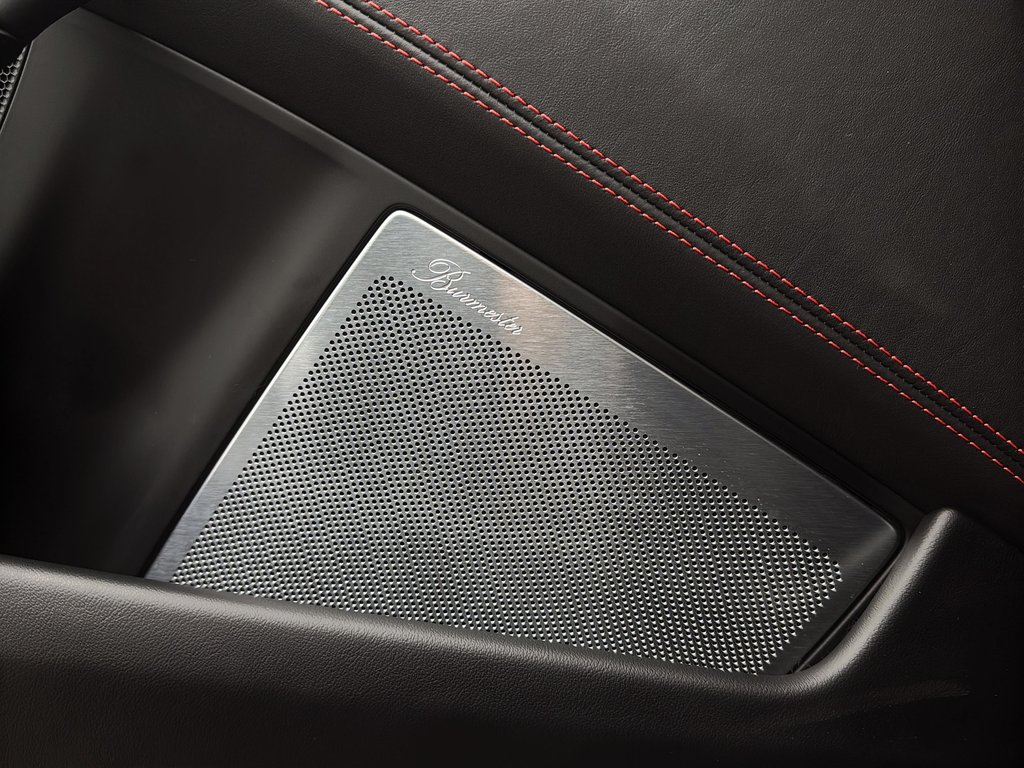 Porsche 911 Targa 4 GTS 2025 à Laval, Québec - 35 - w1024h768px