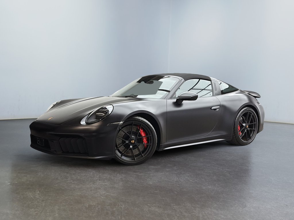 Porsche 911 Targa 4 GTS 2025 à Laval, Québec - 4 - w1024h768px