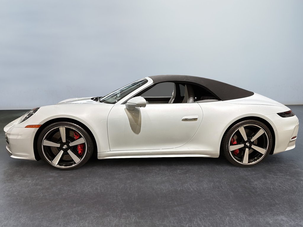 2025 Porsche 911 Carrera S Cabriolet Premium Package in Laval, Quebec - 8 - w1024h768px