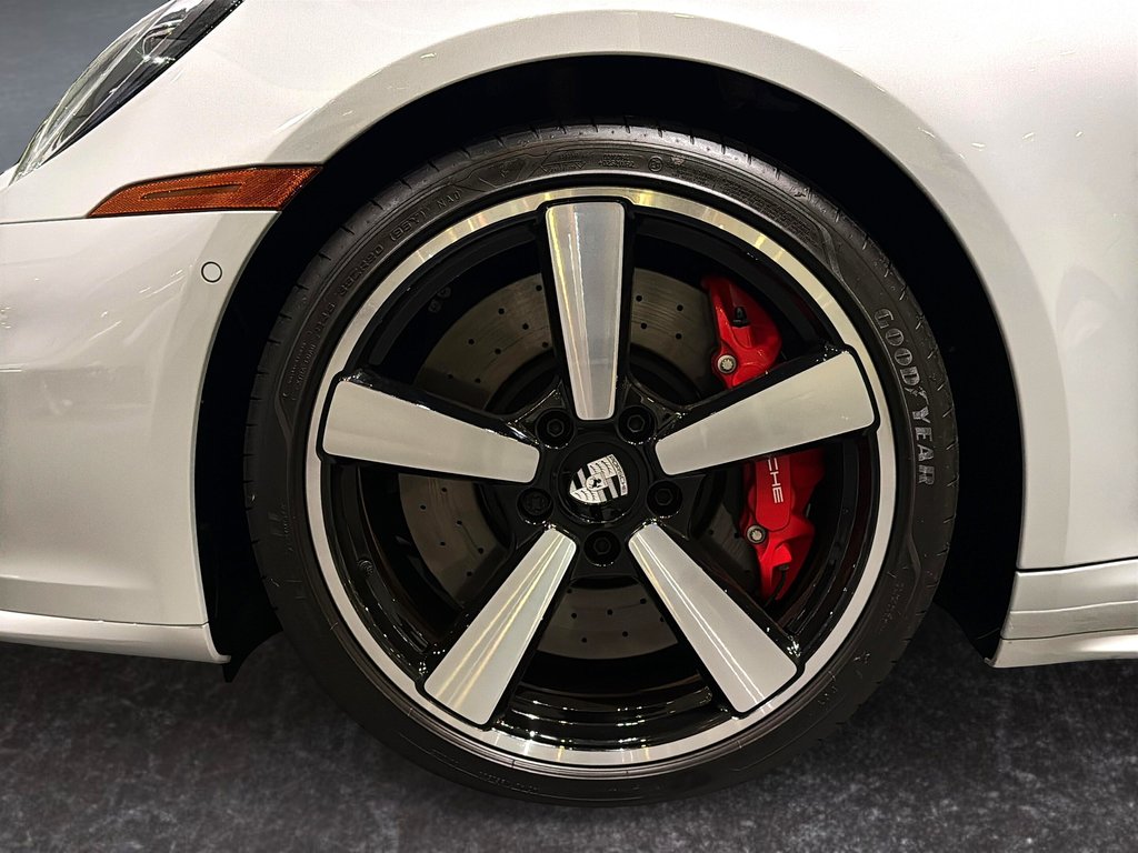 2025 Porsche 911 Carrera S Cabriolet Premium Package in Laval, Quebec - 13 - w1024h768px