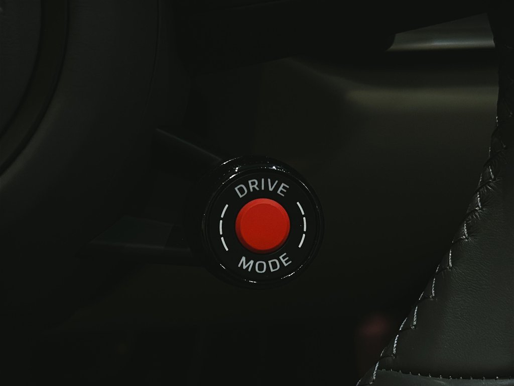 2025 Porsche 911 Carrera S Cabriolet Premium Package in Laval, Quebec - 20 - w1024h768px