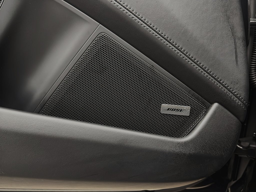 2025 Porsche 911 Targa 4 GTS Ceramic Composite Brakes in Laval, Quebec - 35 - w1024h768px