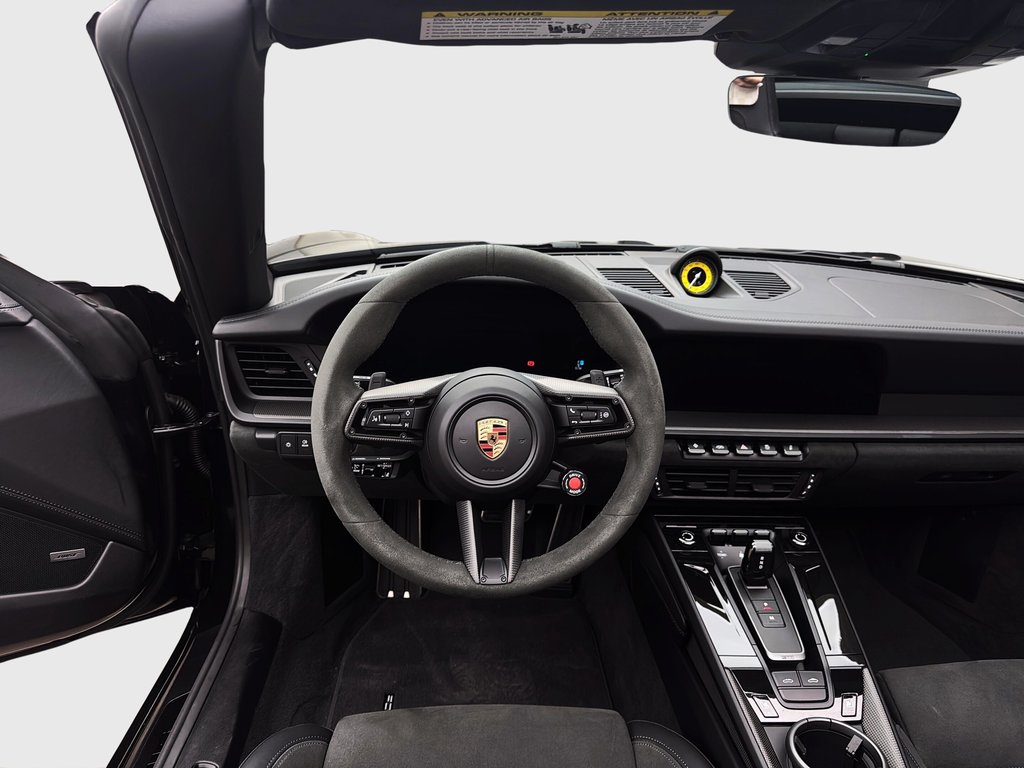 2025 Porsche 911 Targa 4 GTS Ceramic Composite Brakes in Laval, Quebec - 18 - w1024h768px