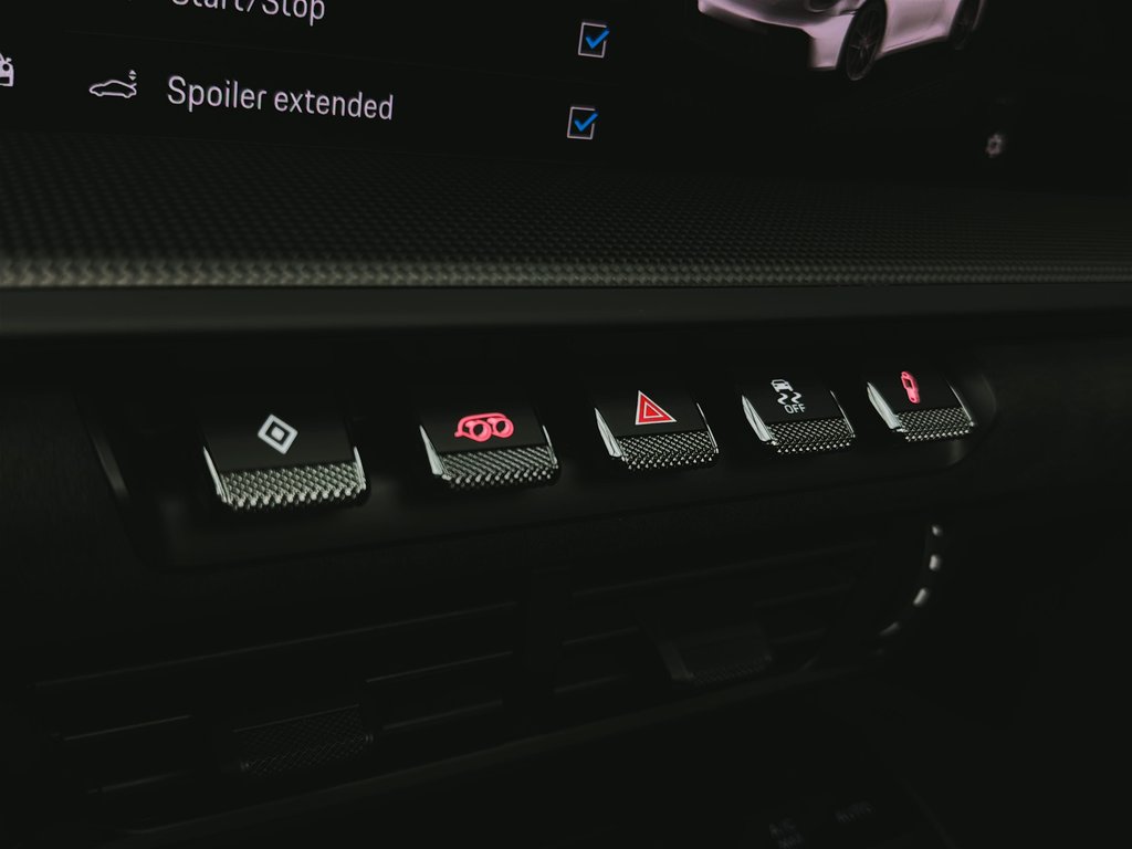 2025 Porsche 911 Targa 4 GTS Ceramic Composite Brakes in Laval, Quebec - 25 - w1024h768px