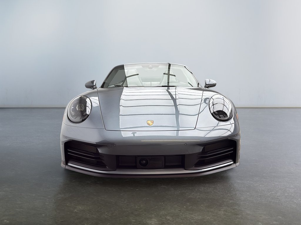 2025 Porsche 911 Carrera Cabriolet Premium Package in Laval, Quebec - 9 - w1024h768px