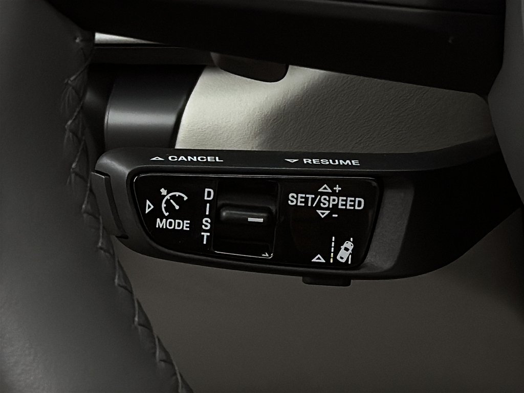 2025 Porsche 911 Carrera Cabriolet Premium Package in Laval, Quebec - 21 - w1024h768px