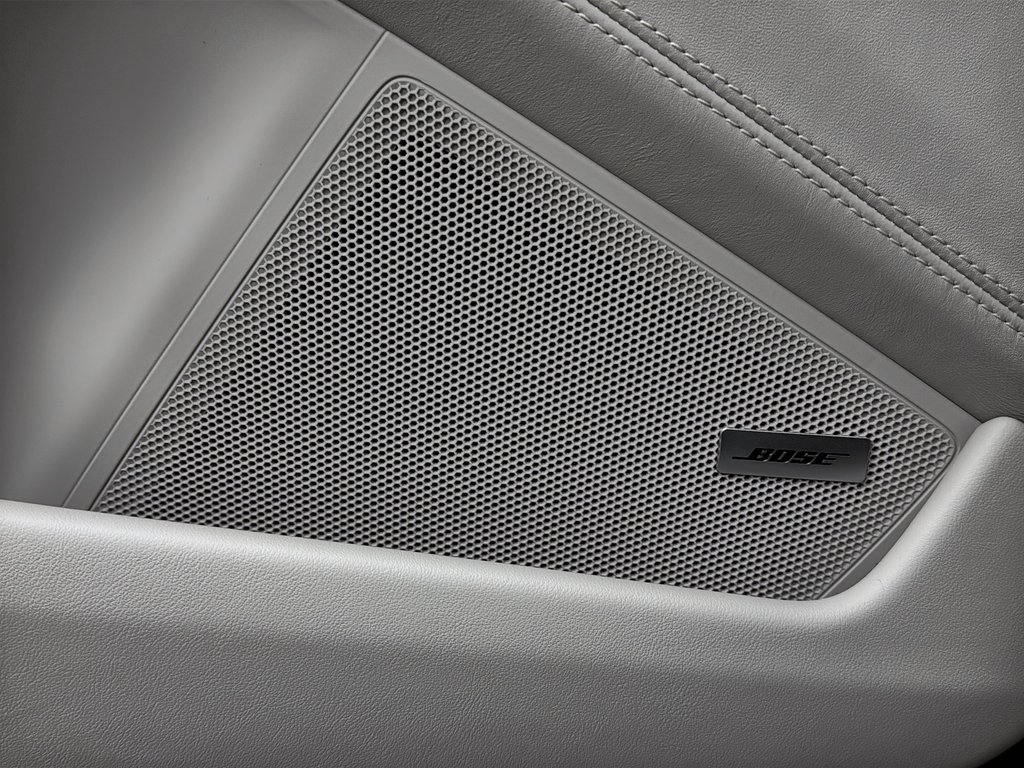 2025 Porsche 911 Carrera Cabriolet Premium Package in Laval, Quebec - 34 - w1024h768px