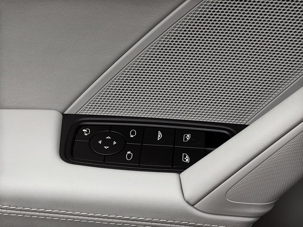 2025 Porsche 911 Carrera Cabriolet Premium Package in Laval, Quebec - 32 - w1024h768px