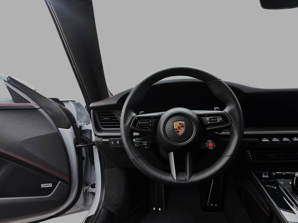 Porsche 911 Carrera 4 GTS SportDesign Package 2025 à Laval, Québec - 17 - w1024h768px
