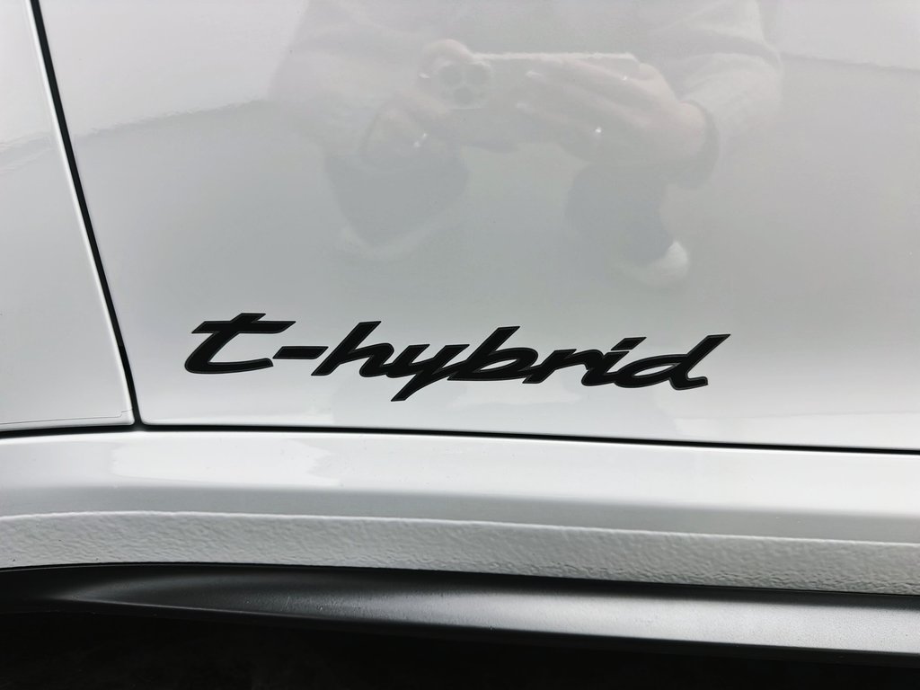 Porsche 911 Carrera 4 GTS SportDesign Package 2025 à Laval, Québec - 9 - w1024h768px