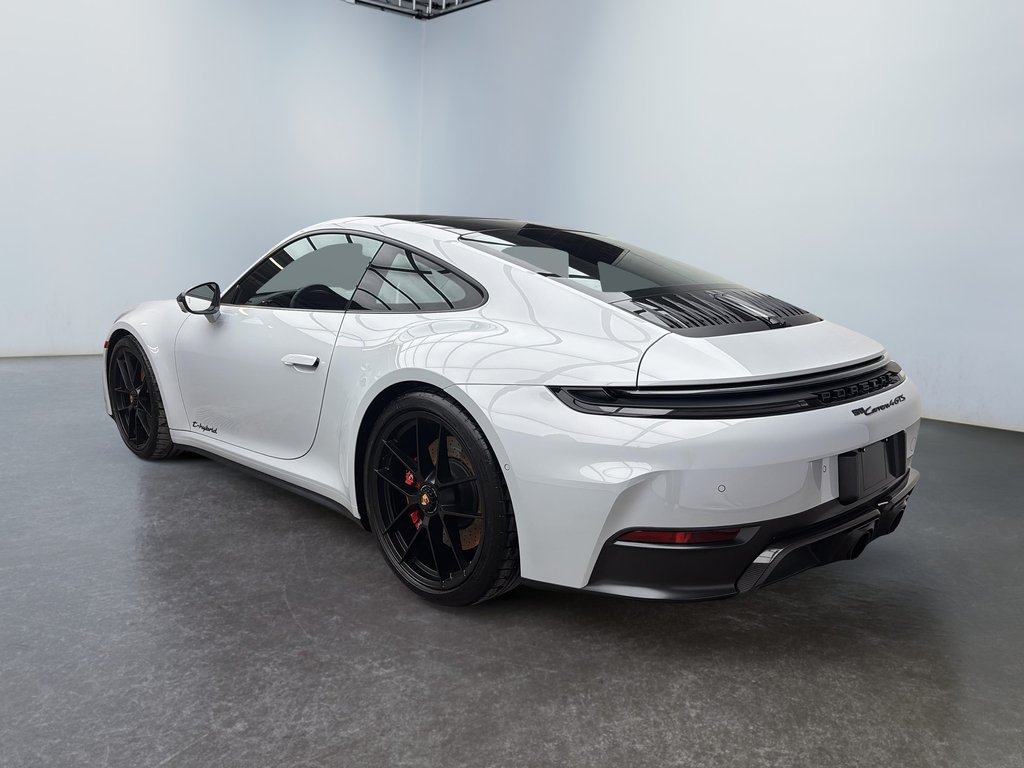 Porsche 911 Carrera 4 GTS SportDesign Package 2025 à Laval, Québec - 3 - w1024h768px