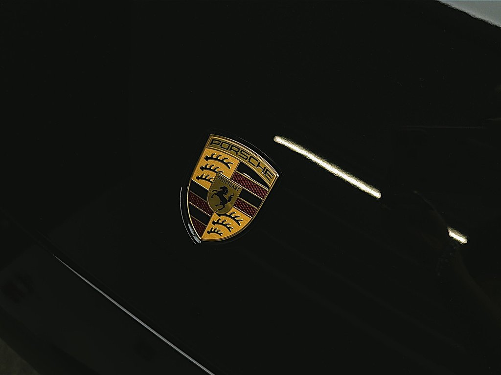 2025 Porsche 911 Targa 4 GTS Ceramic Composite Brakes in Laval, Quebec - 9 - w1024h768px