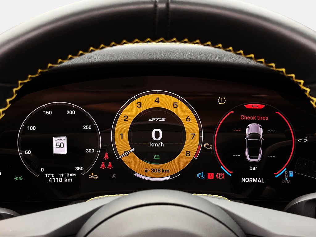 2025 Porsche 911 Targa 4 GTS Ceramic Composite Brakes in Laval, Quebec - 22 - w1024h768px