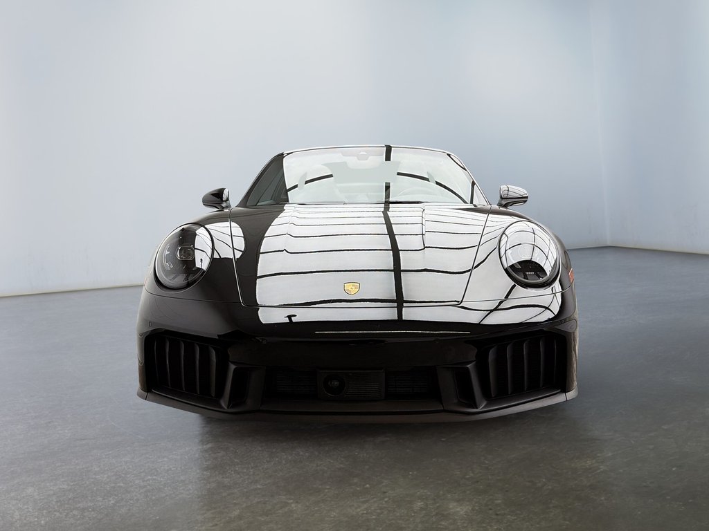 2025 Porsche 911 Targa 4 GTS Ceramic Composite Brakes in Laval, Quebec - 8 - w1024h768px