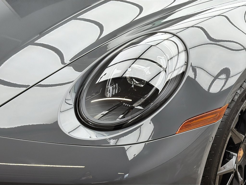 2025 Porsche 911 Carrera S Cabriolet Premium Package in Laval, Quebec - 12 - w1024h768px