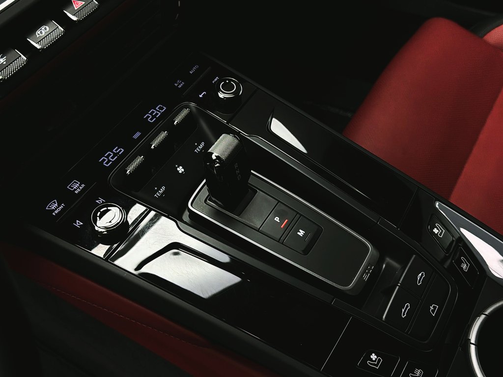 2025 Porsche 911 Carrera S Cabriolet Premium Package in Laval, Quebec - 24 - w1024h768px